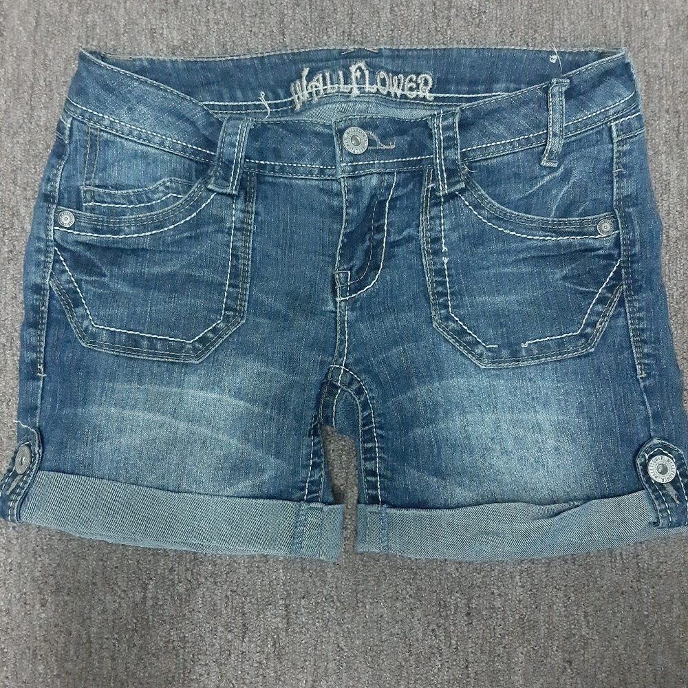 Wallflower Jean Shorts